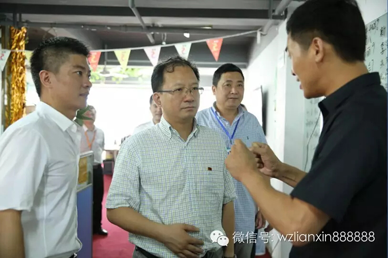 溫州市委常委、鹿城區(qū)委書記王立彤一行視察聯(lián)欣科技
