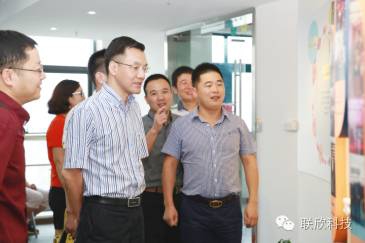 市委組織部兩新處處長朱啟仁一行蒞臨我司對黨員文化開展指導(dǎo)工作