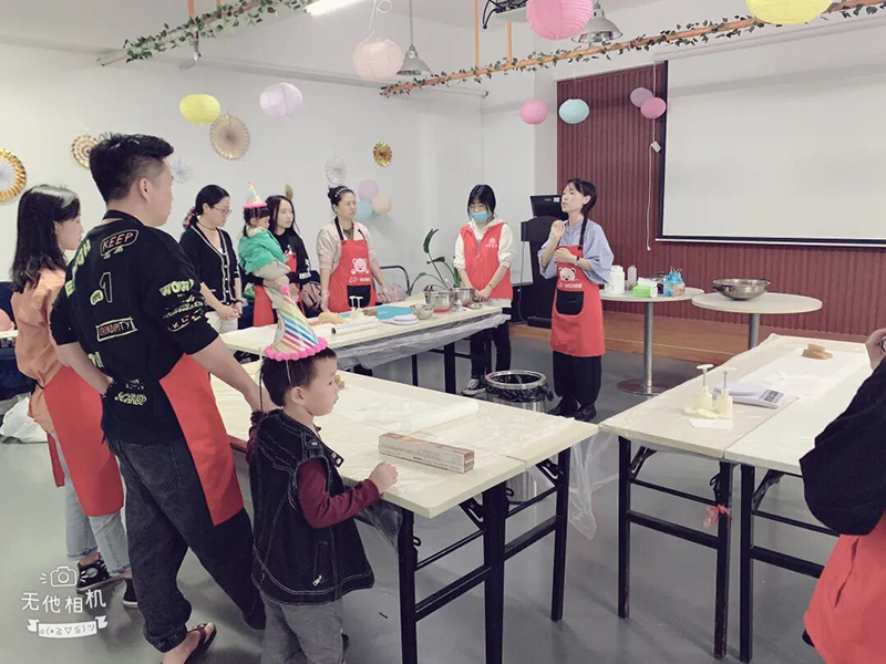有點(diǎn)甜 | 聯(lián)欣科技“喜迎中秋，親子共樂”月餅DIY活動(dòng)，一起品嘗愛的味道
